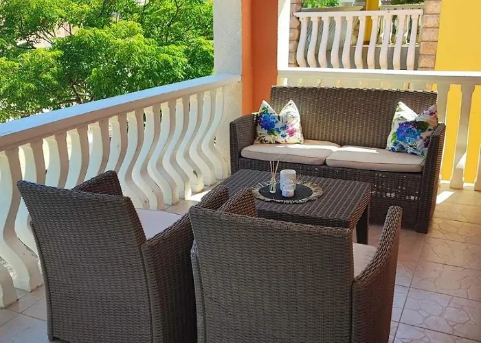 Apartment With Parking Space - 23274